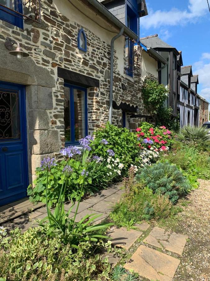Maison En Pierre Dans Son Nid De Verdure Roz-Landrieux Екстер'єр фото
